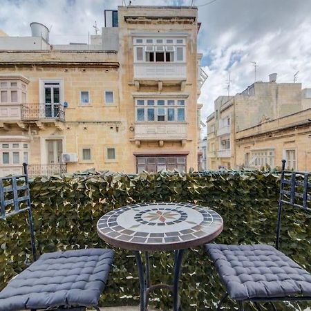 Traditional Maltese Town House In Floriana エクステリア 写真